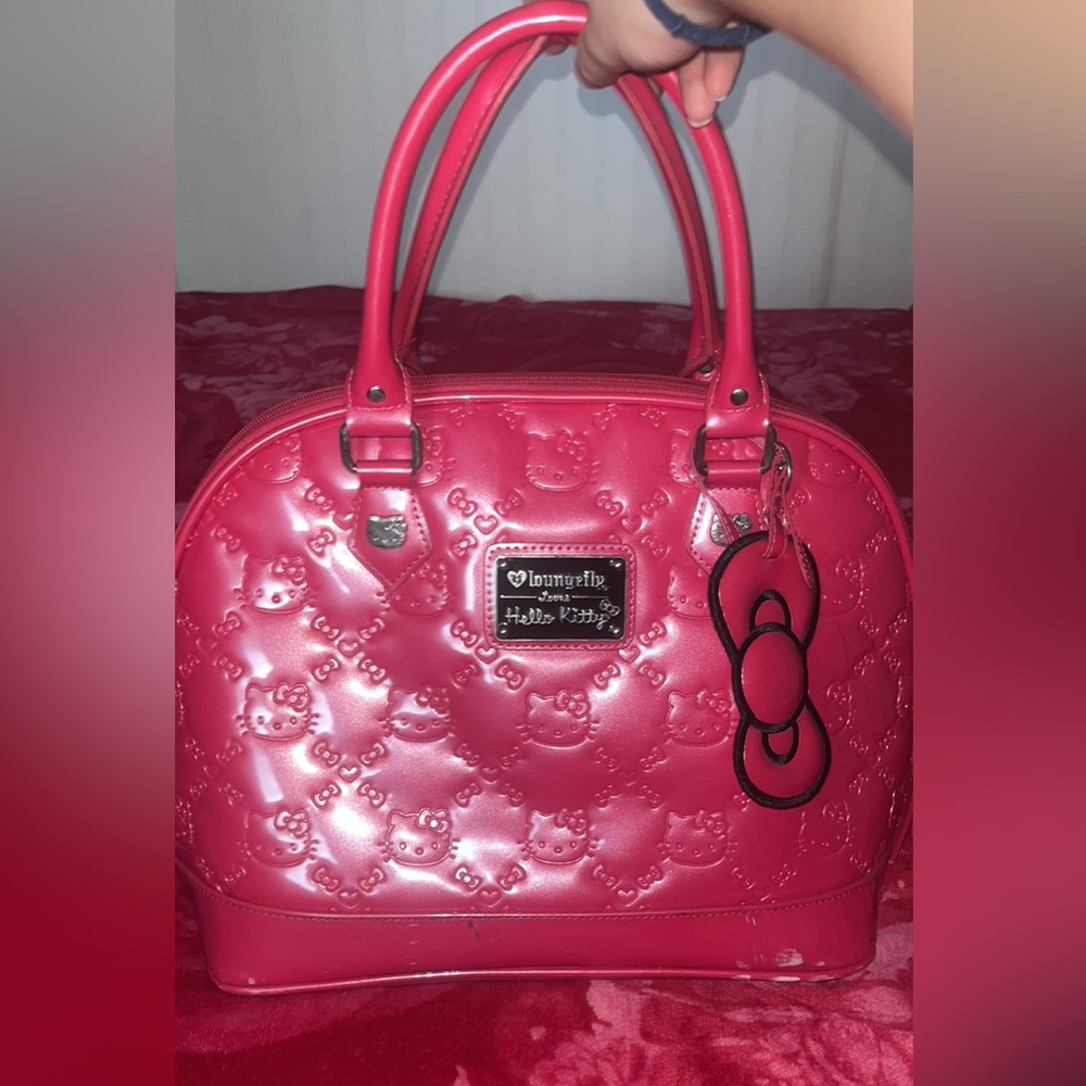 Hello Kitty loungefly big purse😍💕